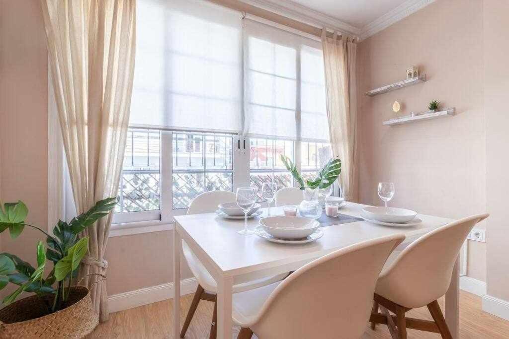 3 Apartamento En Estadio Sevilla 8 Plazas 3 Hab Y Metro Eksteriør bilde