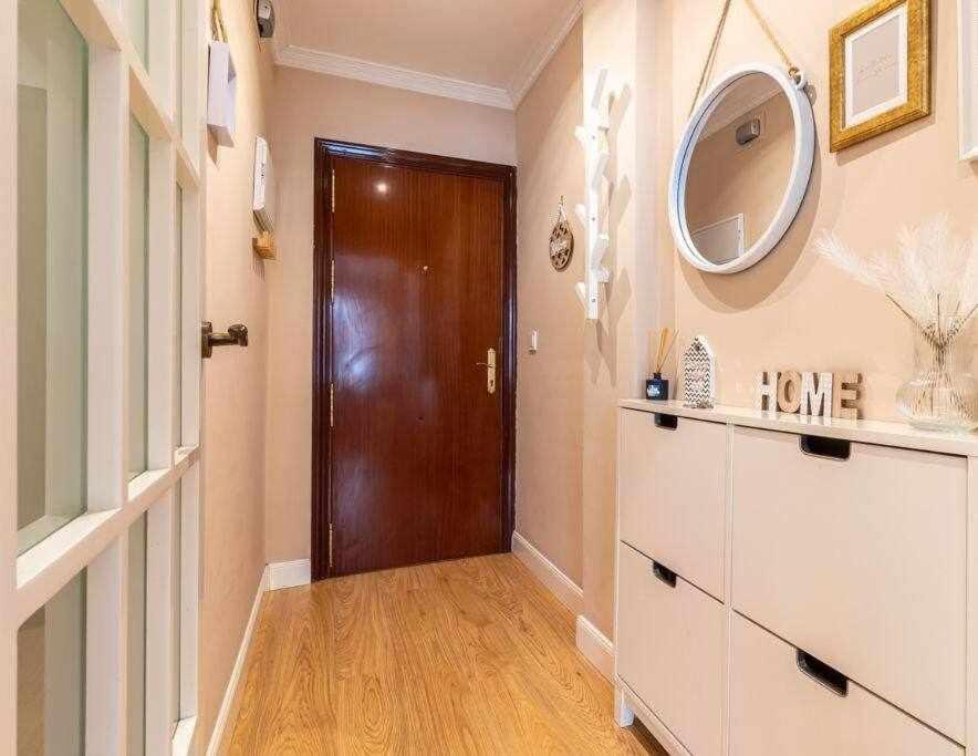 3 Apartamento En Estadio Sevilla 8 Plazas 3 Hab Y Metro Eksteriør bilde